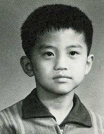 明星小时候的照片成龙大哥好可爱邓超萌萌哒你们能认出几个