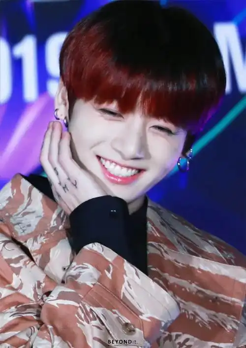 田柾国黄金忙内#92#田柾国#191204 2019 mama红毯宝宝 你是一个很