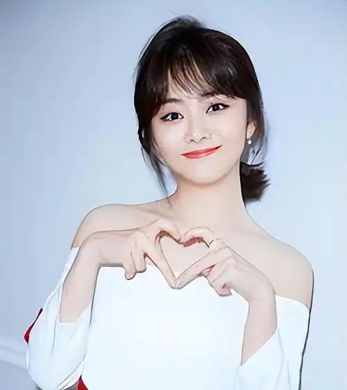 33岁的"国民闺女"谭松韵,走上了另一条道路|演员|李峰|刘昊然|张若昀