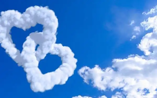 浪漫心形云朵清新图片 微信背景图片 -意境图片-唯美图片大全