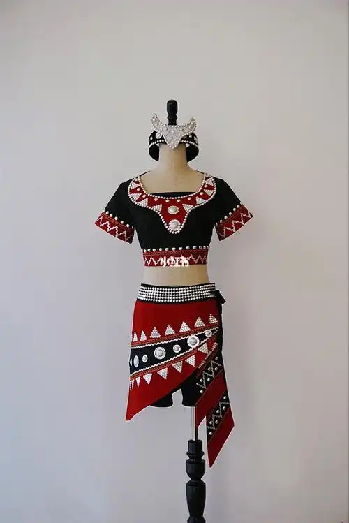 56民族～佤族服装,中国最后的神秘原始部落