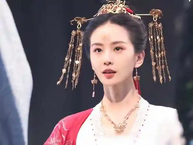 原创古装造型下的6位女星颜值依旧惊艳别被丑脖子误导