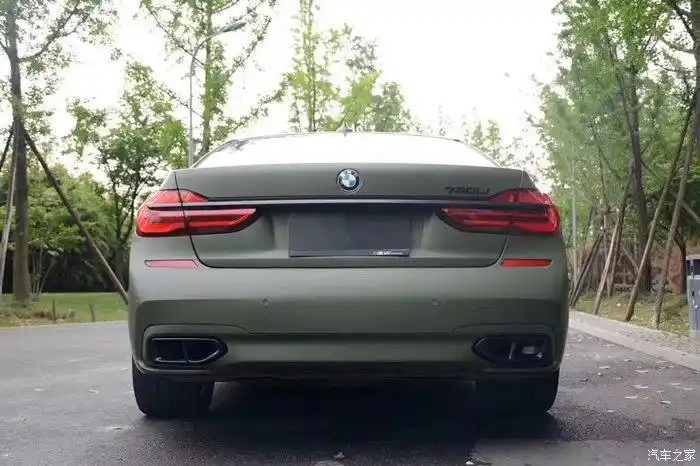 宝马730艾利铸造级哑光卡其绿