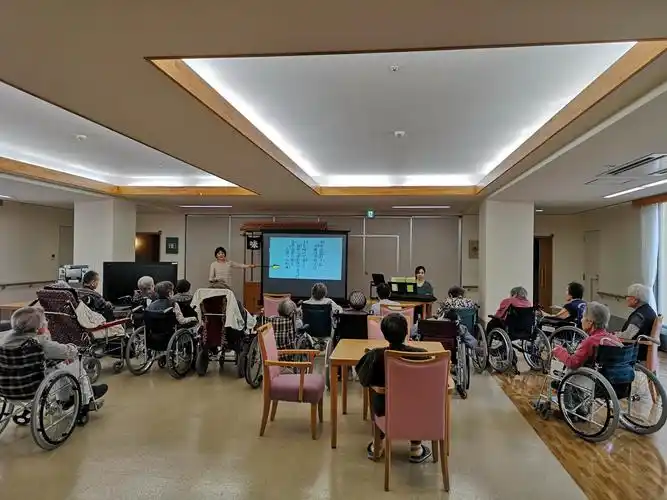 日本宫古访问一养老院