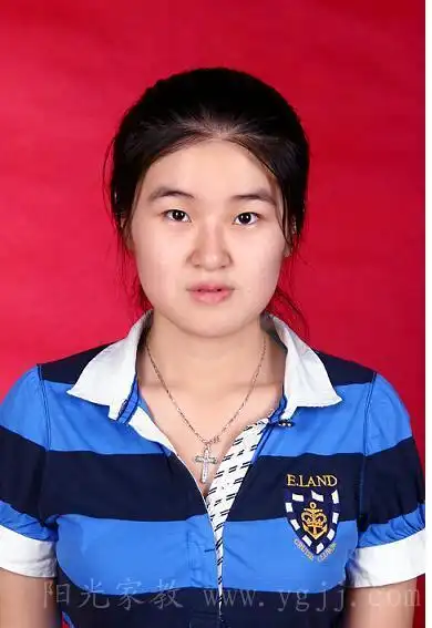 上海家教-在校大一学生家教-杨浦 翔殷新村家教 证件照