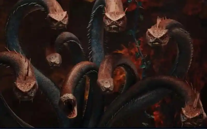 日本传说中的八岐大蛇跑到中国来了