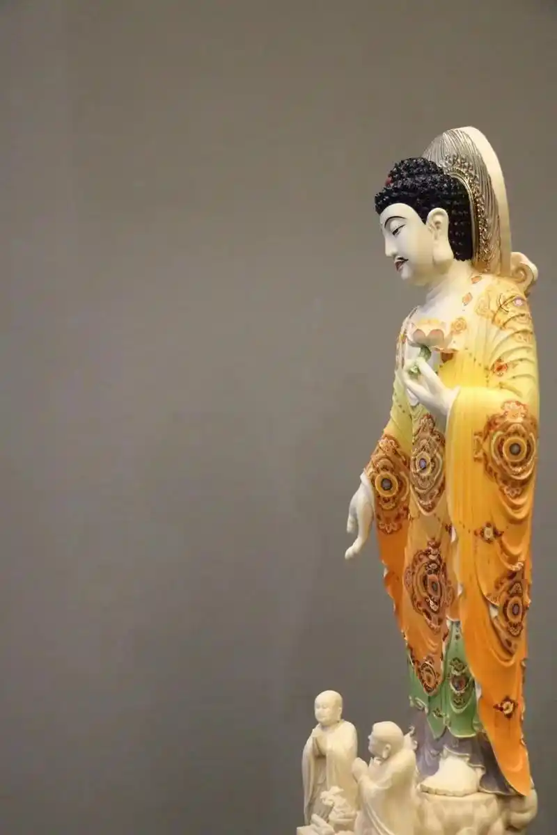 释迦牟尼 | 猛犸象彩绘工艺制品 释迦牟尼像甄选品相稀有,具 - 抖音