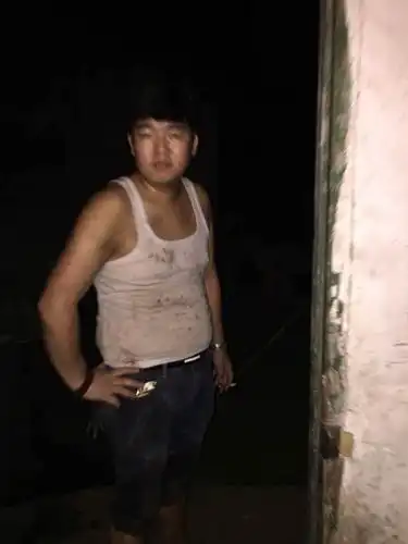 依然要去做,也算慢慢的撕掉90后标签,社会应多给予他们一些包容与理解