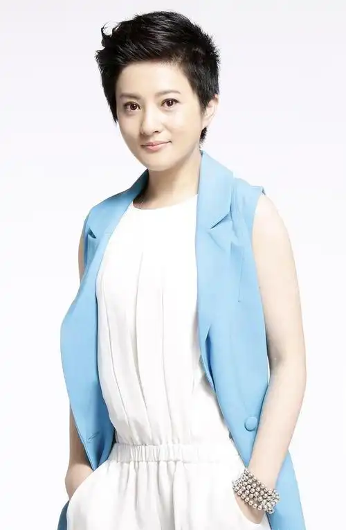 金铭:从演员到歌手,她的商业价值如何被最大化?