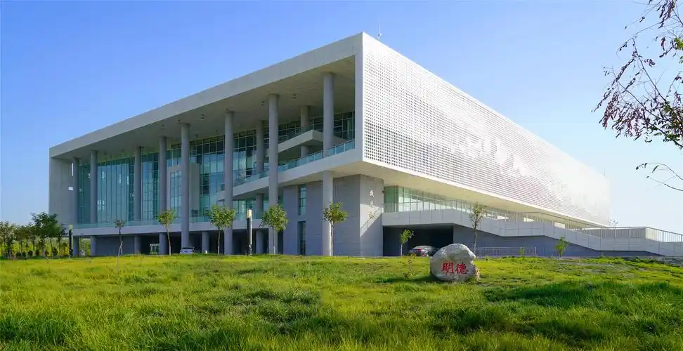 新疆大学科学技术学院图书馆丨thad 清华建筑设计研究院