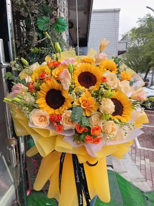 向日葵混搭花束