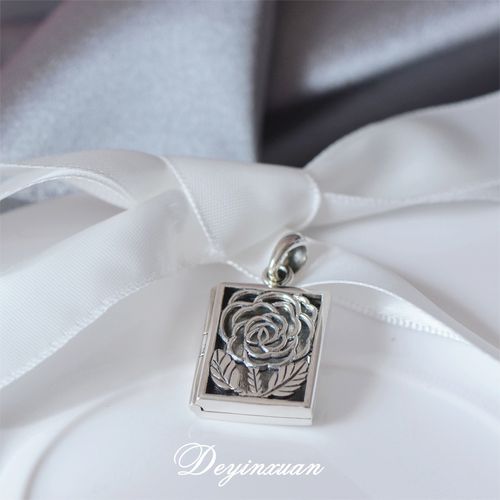 s925纯银泰银玫瑰花朵方形可打开放照片相片盒子吊坠锁骨短款项链