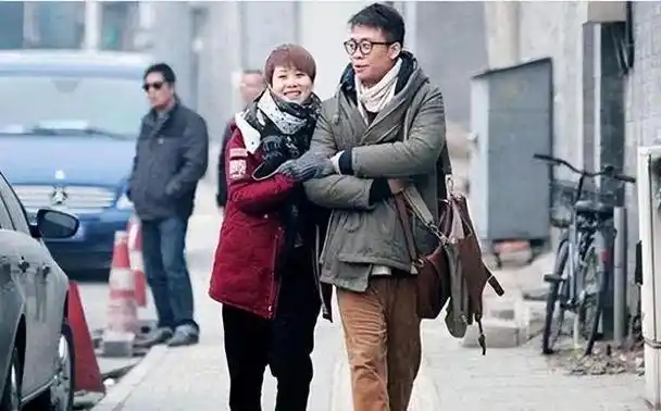 演员张译:娶旺夫的钱琳琳,不惧女方二婚带娃,16年宠妻如宝