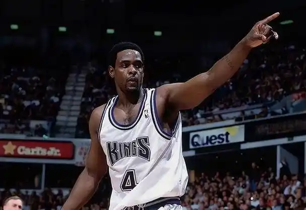 nba历史上13次47投得分之最韦伯51分张伯伦67分科比41分