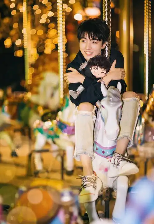 王俊凯和小小凯