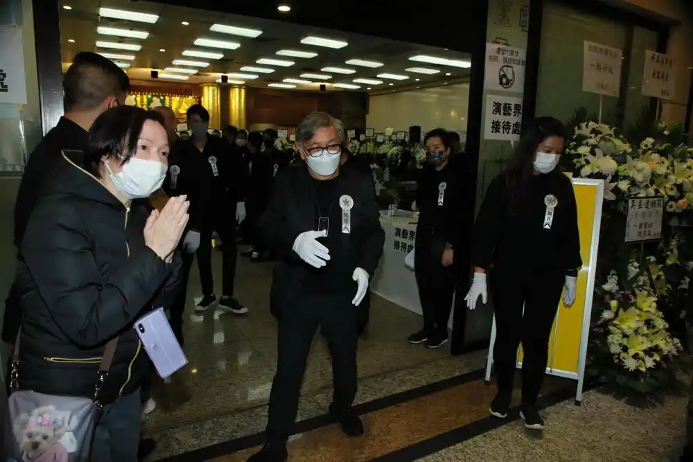 永远怀念|吴孟达丧礼举行 带来的欢笑与思考长留人间|永远|怀念-社会