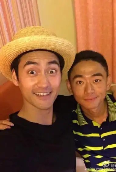 热点真正男子汉袁弘张丰毅与班长战友们北京相聚图片1319