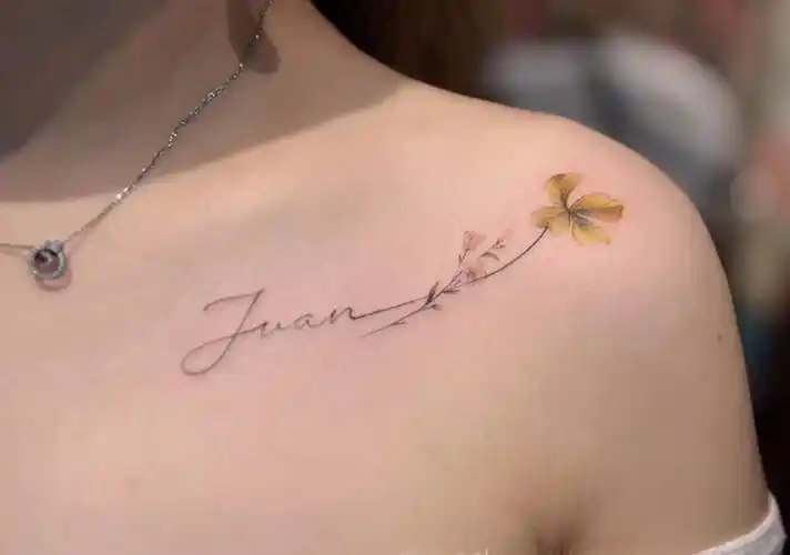 最新锁骨纹身图案大全女3