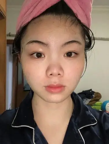 刚刚洗好拍的素颜照求p