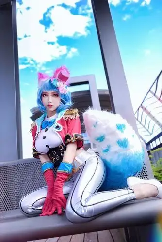 王者荣耀cos星元维加斯妲己身材超棒