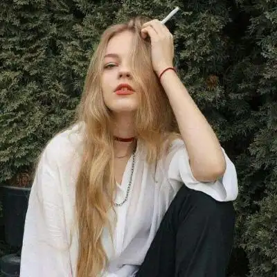 暗黑系女生头像真人高冷堕落病态冷酷系少女头像