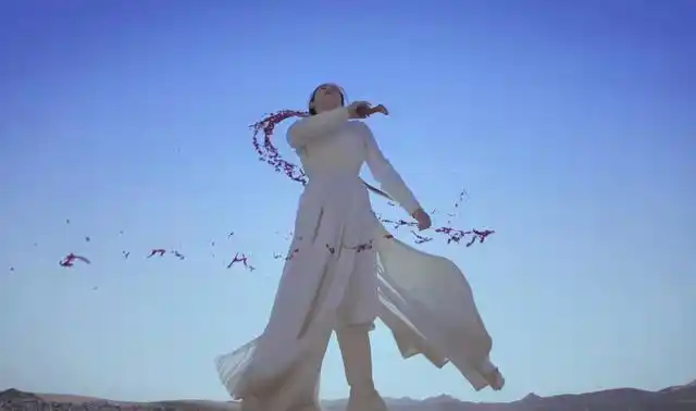 场景优美,情深虐恋,全员只剩男主的绝美电视剧——《东宫》