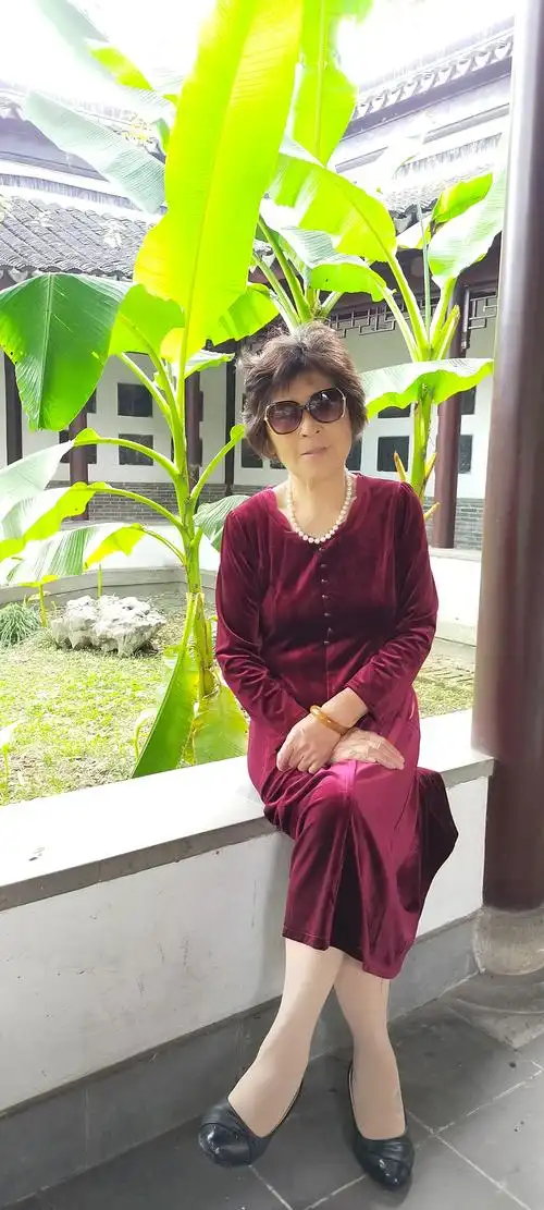 生日快乐 健康长寿, 伉俪情深 阖家幸福, 以此美篇庆贺二姐生日快乐!