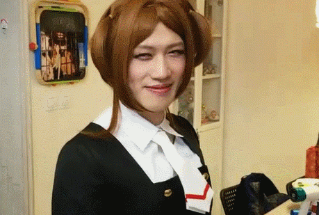 女装-电竞表情包-表情包图库社区-电竞虎表情包站