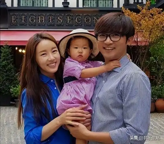 此后,安在旭与金喜善合作的《妙手晴天》《泡沫爱情》均被引进内地