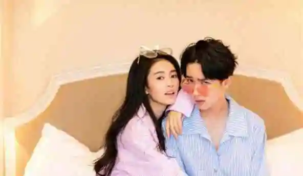张逸杰八卦女朋友是白鹿吗传闻关晓彤初恋不是鹿晗是张逸杰