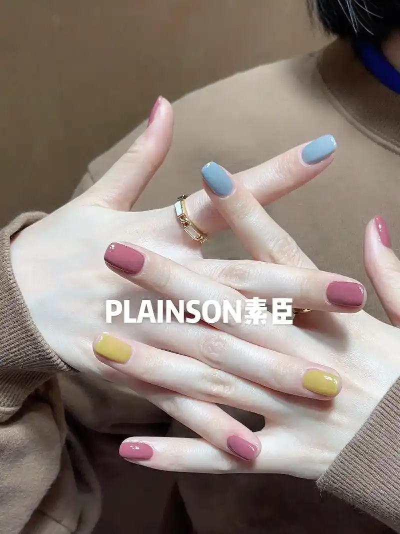 春天来信96这可不就是春天的温柔跳色美甲.