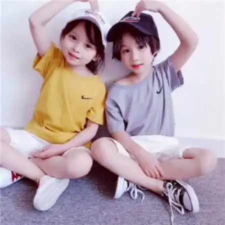 可爱小孩情侣头像 一对两张呆萌小孩