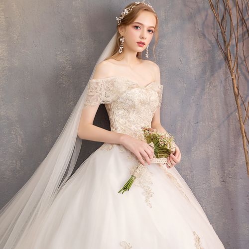 星空婚纱礼服一字肩长拖尾2022新款韩版修身显瘦齐地赫本新娘结婚