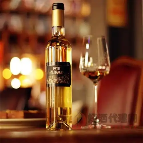 阿斯蒂莫斯卡托微起泡甜白葡萄酒