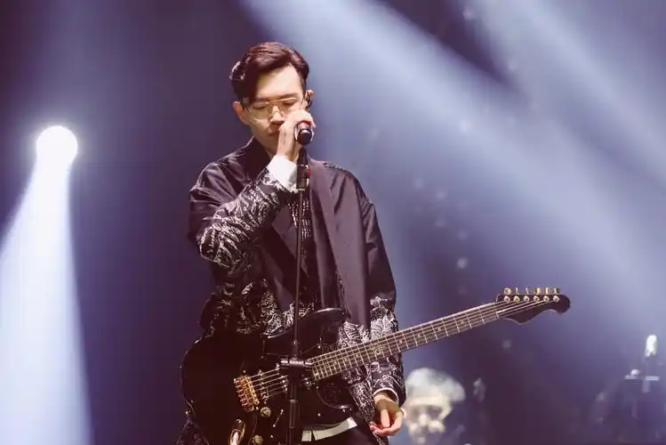 神仙日子扎堆举办演唱会方大同暌违八年再登小巨蛋