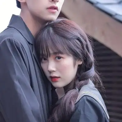 高清好看的男女两张情侣头像图片