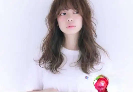 【图】复古少女感卷发发型 减龄性感卷发最有桃花运_时尚发型_发藏网