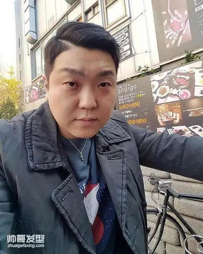 三十岁以上的大叔剪什么发型好看 成熟男士发型图片(2)