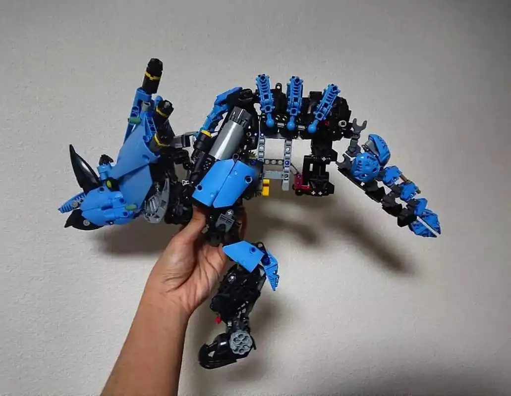 乐高moc—机械恐龙 作者:bignicle 图片来源网络,仅供欣赏切勿商用