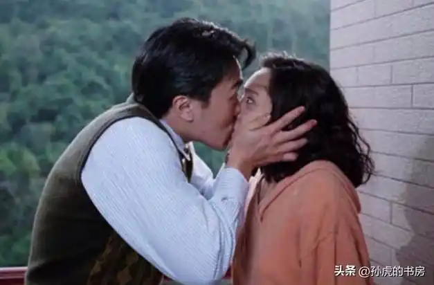 52岁朱茵现状:住深山残屋,开97年破车,久违露面大变样|周星驰|黄贯中