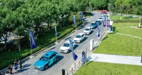 大众汽车集团自动驾驶出行服务车队合肥5g开放路段示范运营