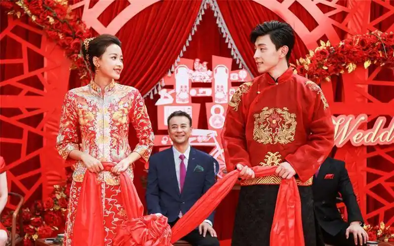 孙怡产后出院神采奕奕网友看着状态难道孩子是董子健生的