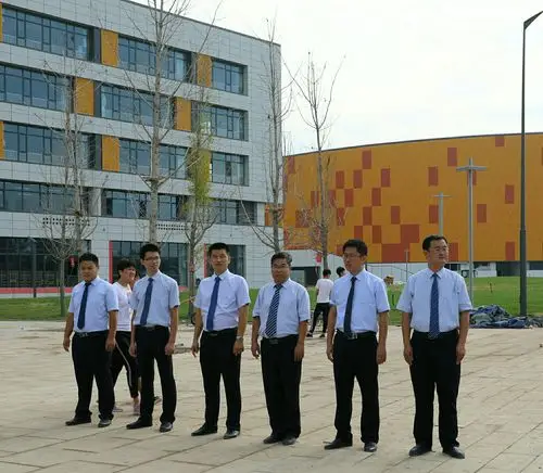 最是东阿秋好处,九月时节喜迎君