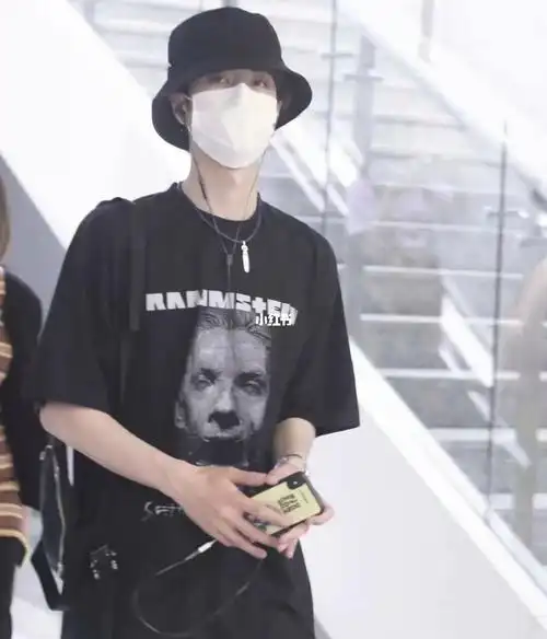 王一博明星同款渔夫帽