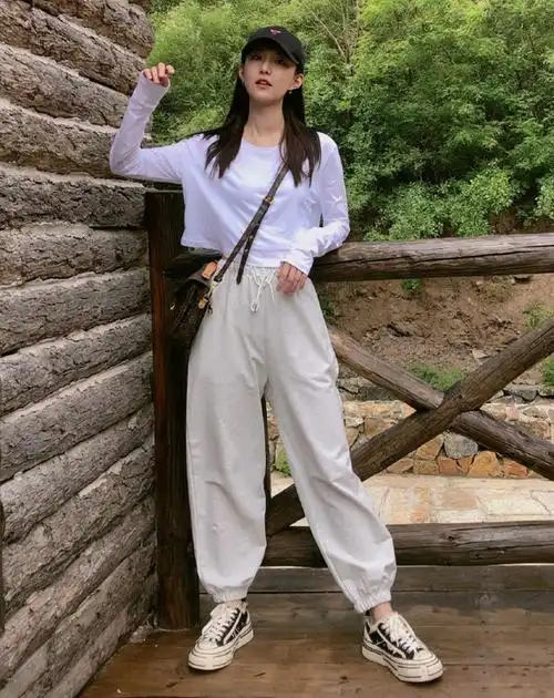 演员张鑫图片张鑫生活照