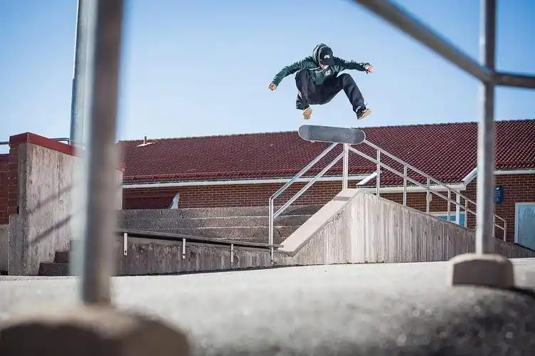 happy hour skateboards