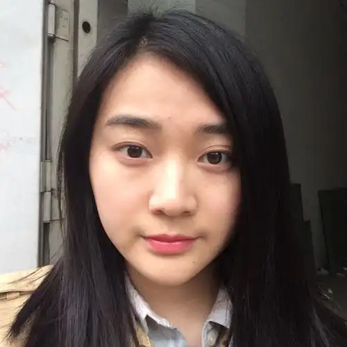 卖化妆品的姐姐稍微化了一下的照片