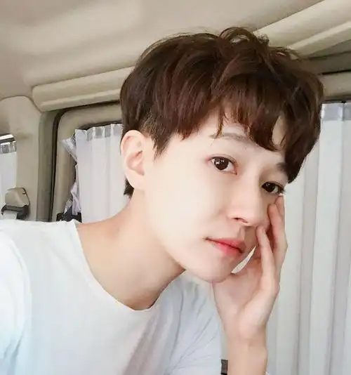 当女生遇上男士短发实力证明女生帅起来真没男生什么事了