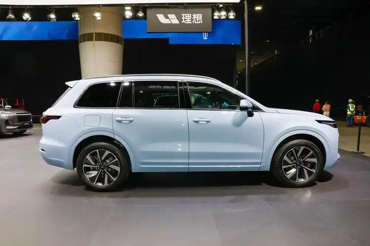 one车展图片_10/379张图片_理想onebaby blue/整车车展图片_懂车帝