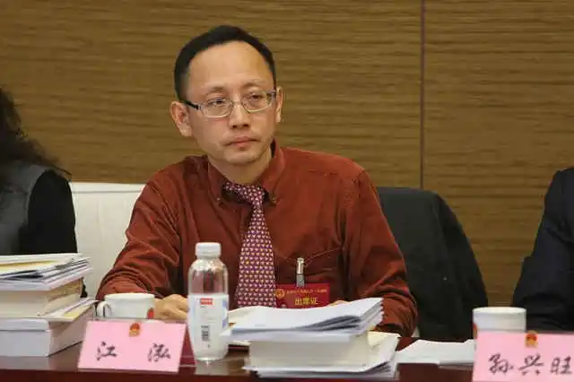 江泓青年报·青春上海记者 范彦萍"整个上海,治疗青少年心理疾病的有